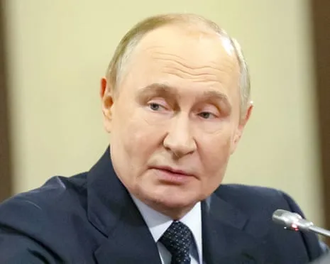 Lack of Indication Suggests Putin Desires Peace in Ukraine, Asserts Outgoing Intelligence Head